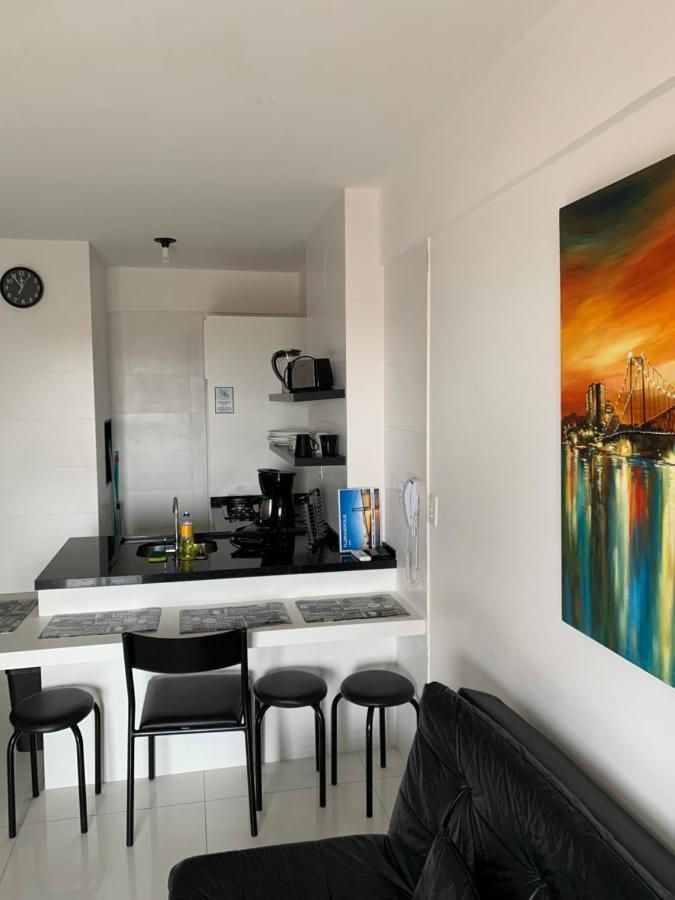 Apartamento Com Vista Do Mar Em Residencial Com Piscina Florianopolis Exterior photo
